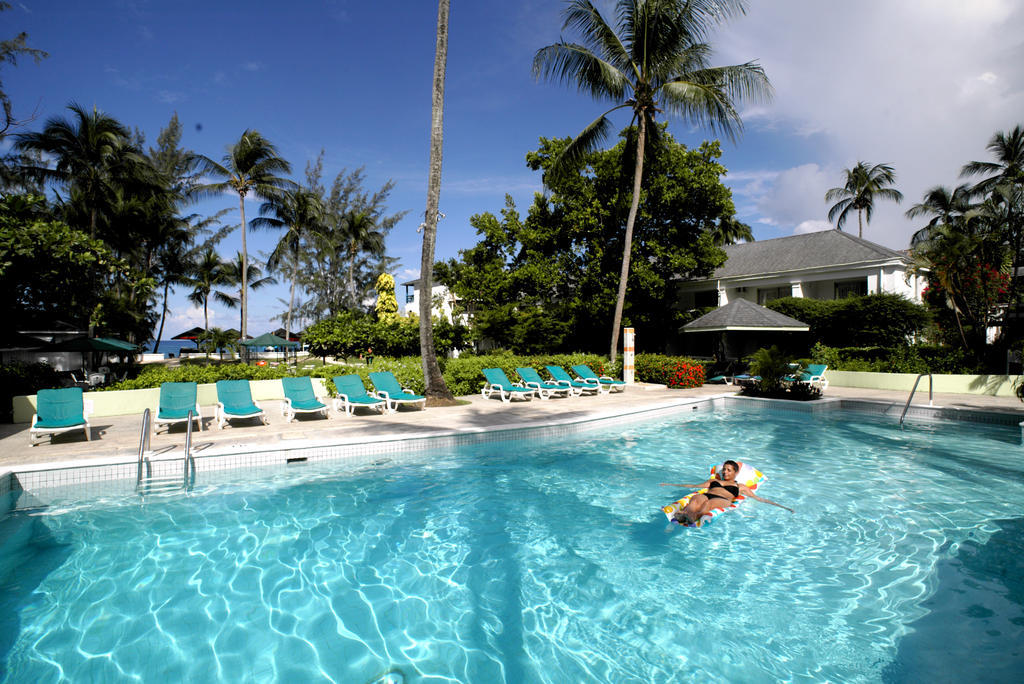 Starfish Discovery Bay Holetown Exterior foto